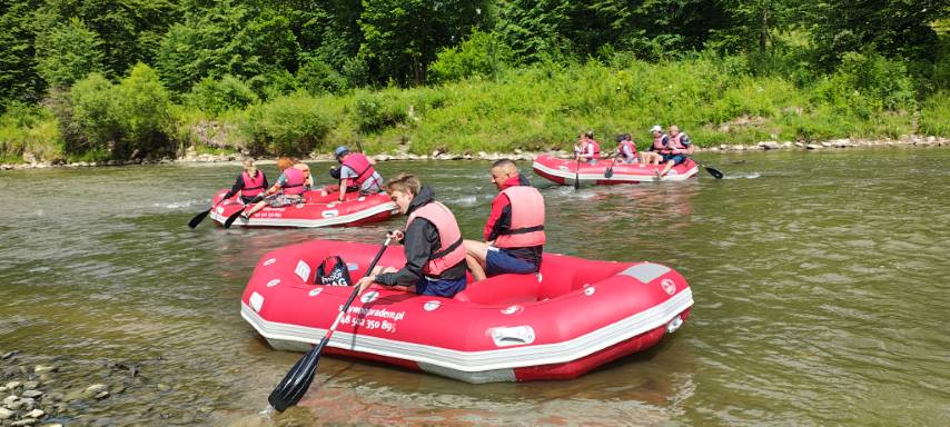 Niski poziom wody w Popradzie, start spływu w Muszynie
