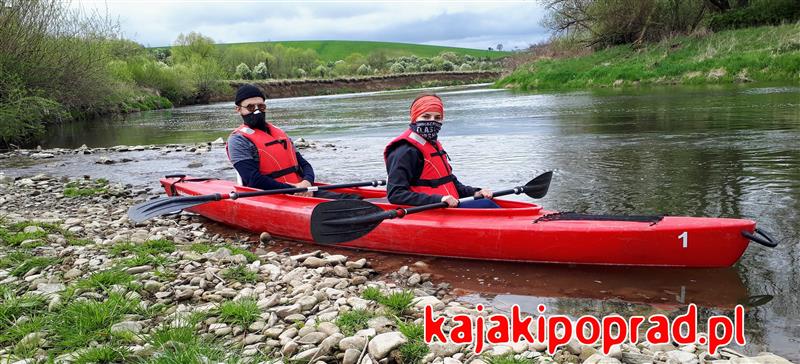 Czerwona strefa koronawirusa w Dolinie Popradu - pływamy w maseczkach
