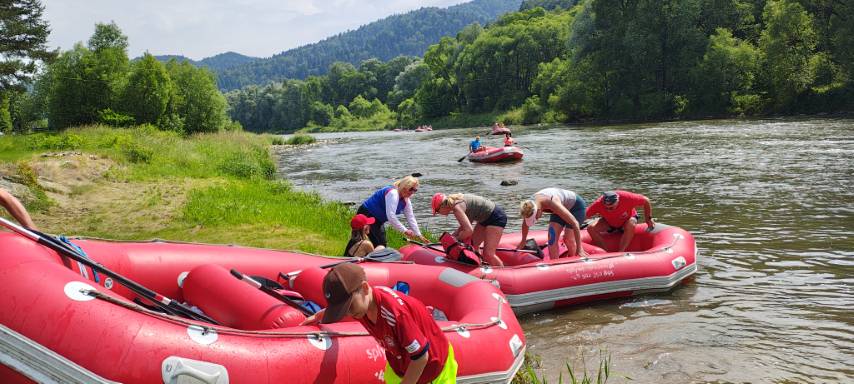 spływ POpradem z Żegiestowa do Łomnicy pontonami