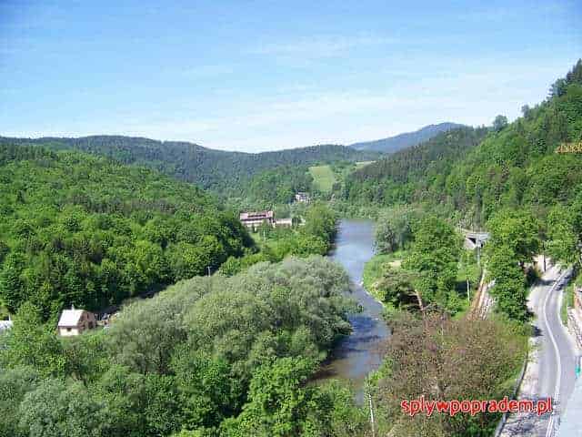 Dolina Popradu w Żegiestowe Zdroju.