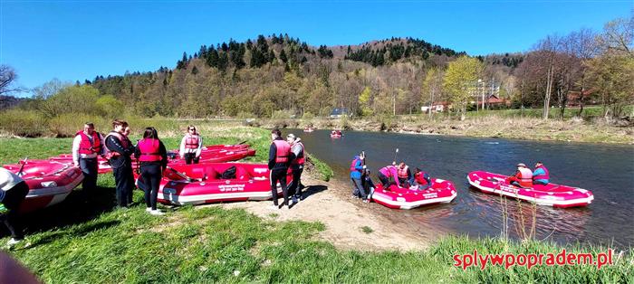 spływy Popradem kajakami i pontonami w weekend majowy